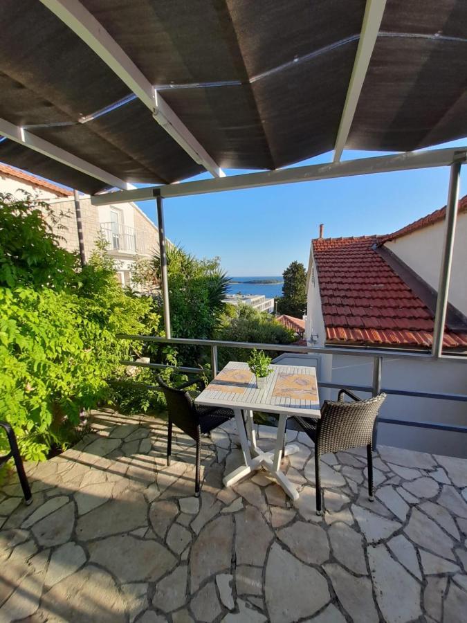 Apartments Mare Hvar Town Exterior foto