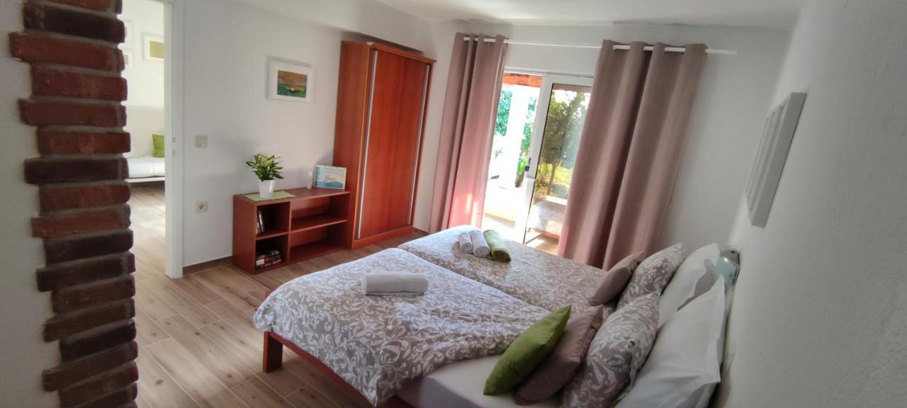 Apartments Mare Hvar Town Exterior foto