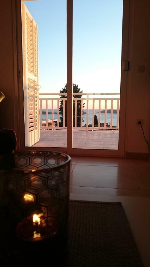 Apartments Mare Hvar Town Exterior foto