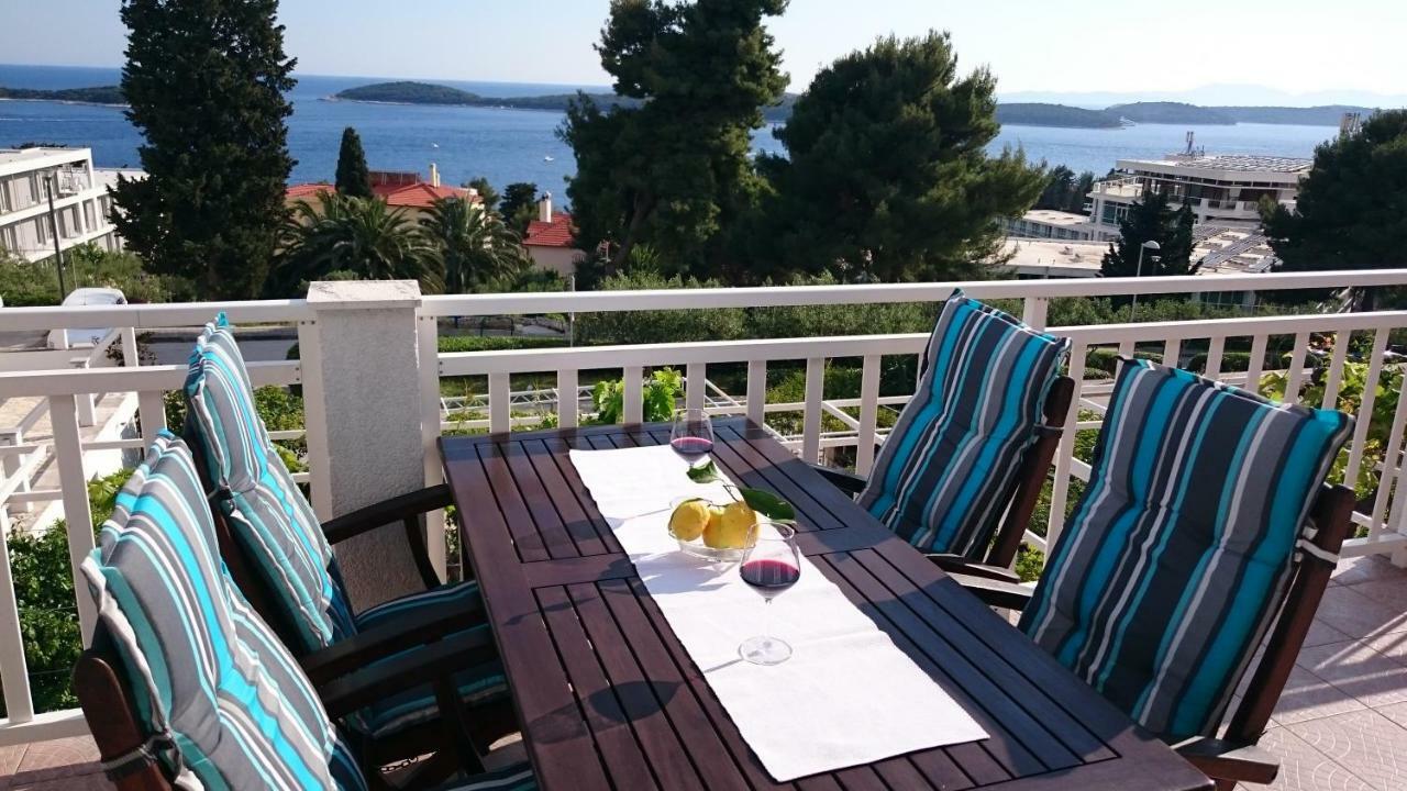 Apartments Mare Hvar Town Exterior foto